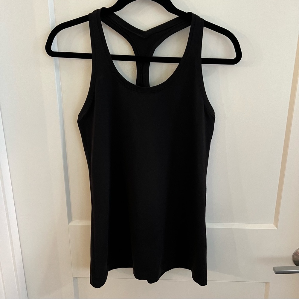 Lululemon black 10 ladies cool racer back tank top EUC
